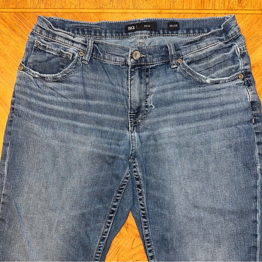 BKE Jeans Mens Size 34x30 Blue Distressed Denim Nolan